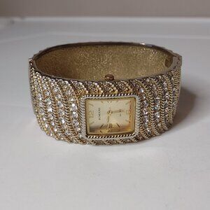 Pretty 6.5 Inch Gold Tone Rumours Watch